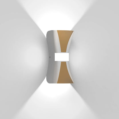 3 Sided Glow 12W Outdoor Wall Lantern SY-O9033