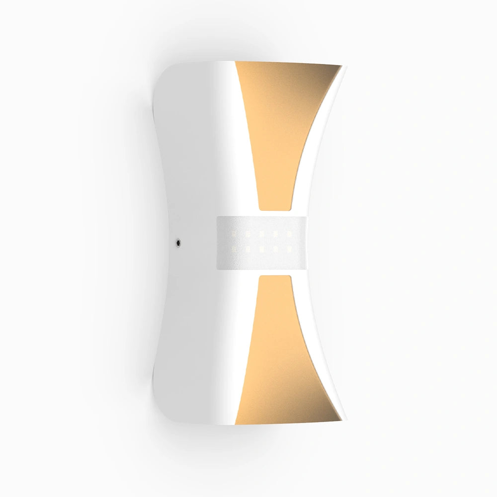 3 Sided Glow 12W Outdoor Wall Lantern SY-O9033