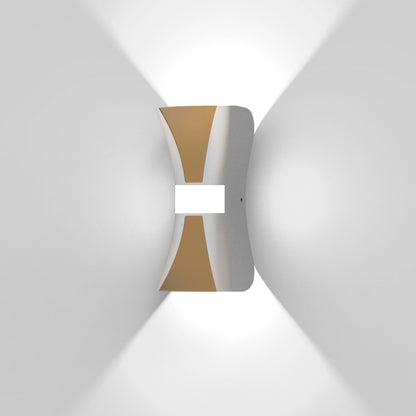 3 Sided Glow 12W Outdoor Wall Lantern SY-O9033